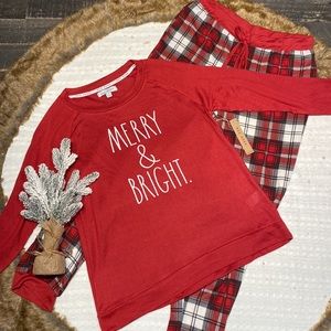 RAE DUNN WOMENS PAJAMAS 2PC “MERRY & BRIGHT”